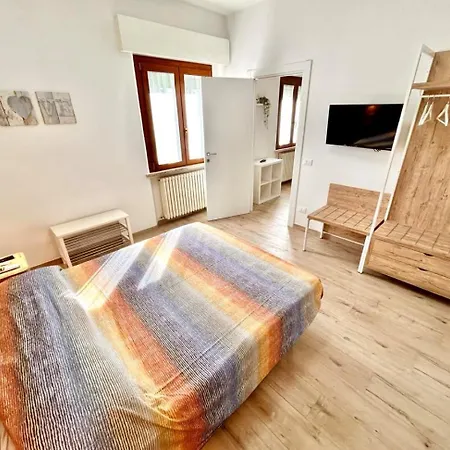 Cinzia A Con Wifi E Aria Condizionata نومانا